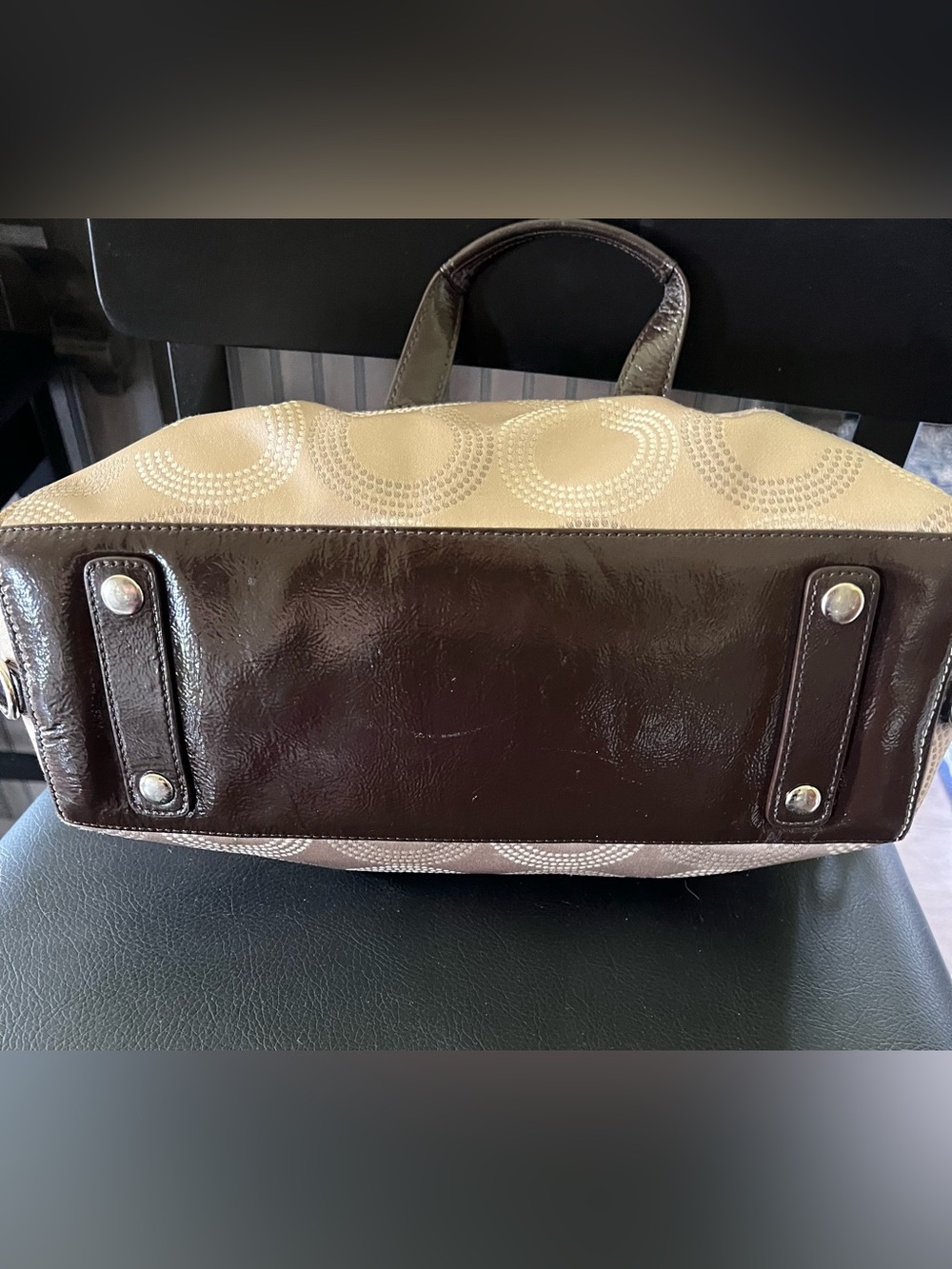 Coach Handbag Ashley Classic Signature C Satchel Beige/Brown Patent Leather - Picture 5 of 12
